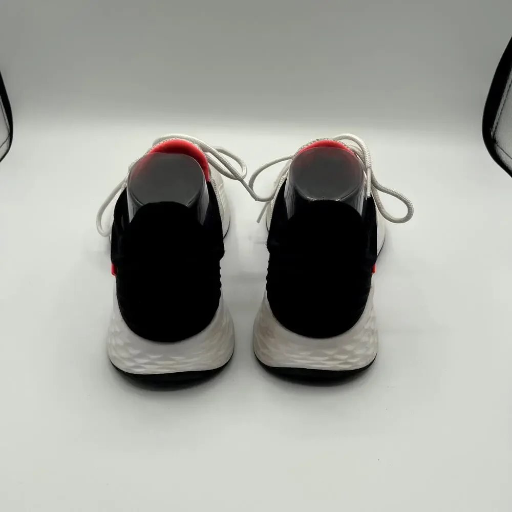 NEW BALANCE Fresh Foam Roav Womens Sneakers